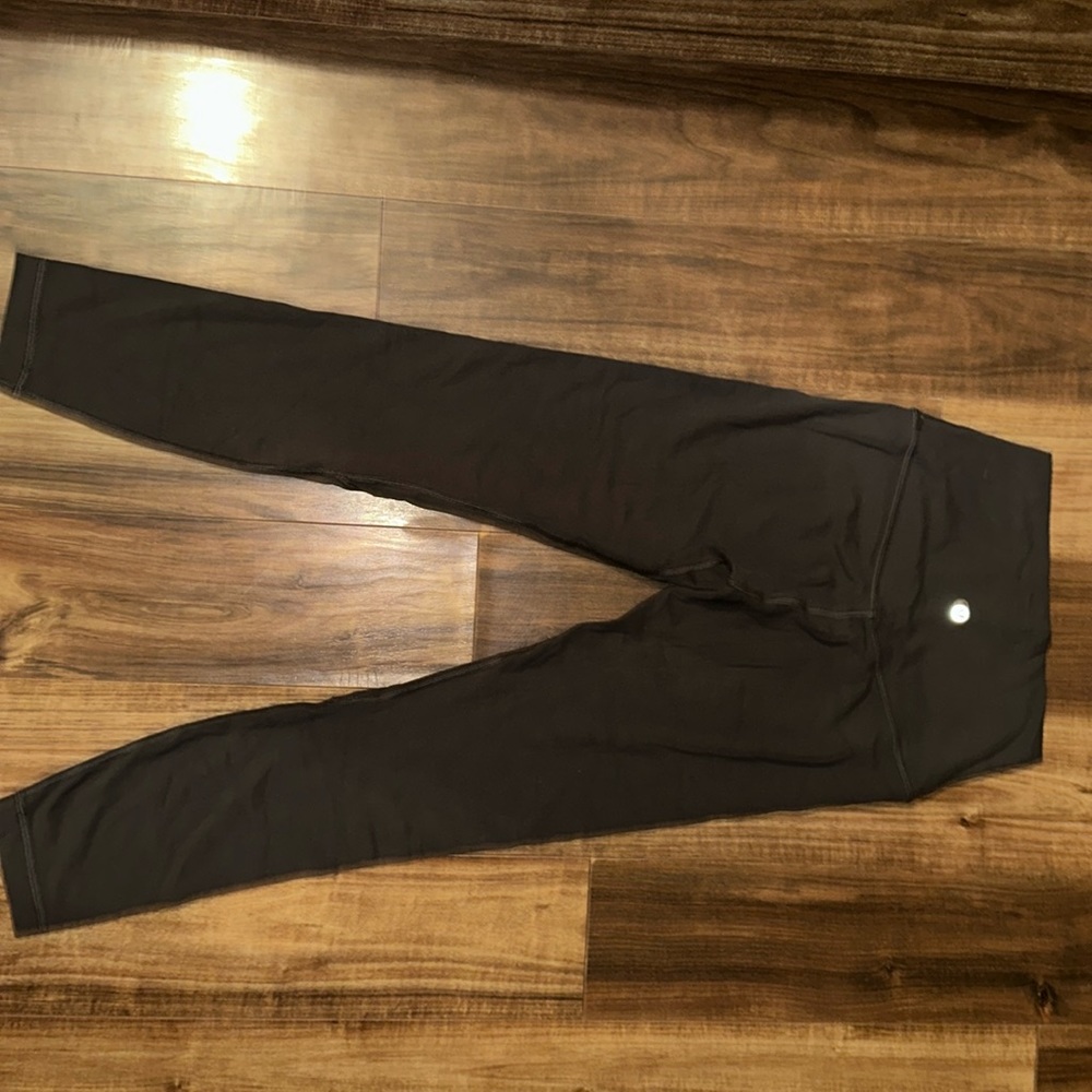 Lululemon align leggings 25” size 4 graphite gray (EUC)